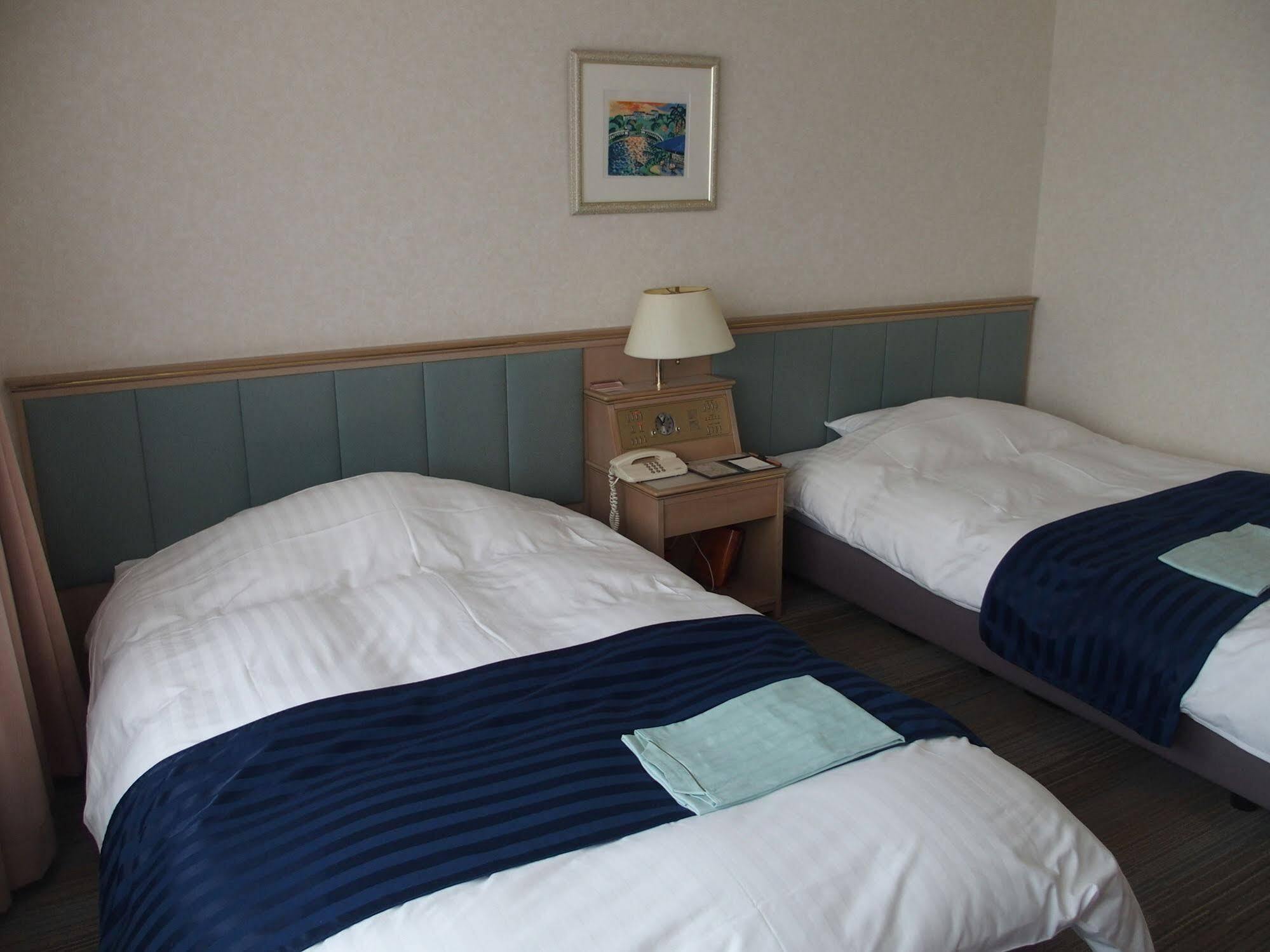 Hotel Livemax Budget Kagoshima Extérieur photo