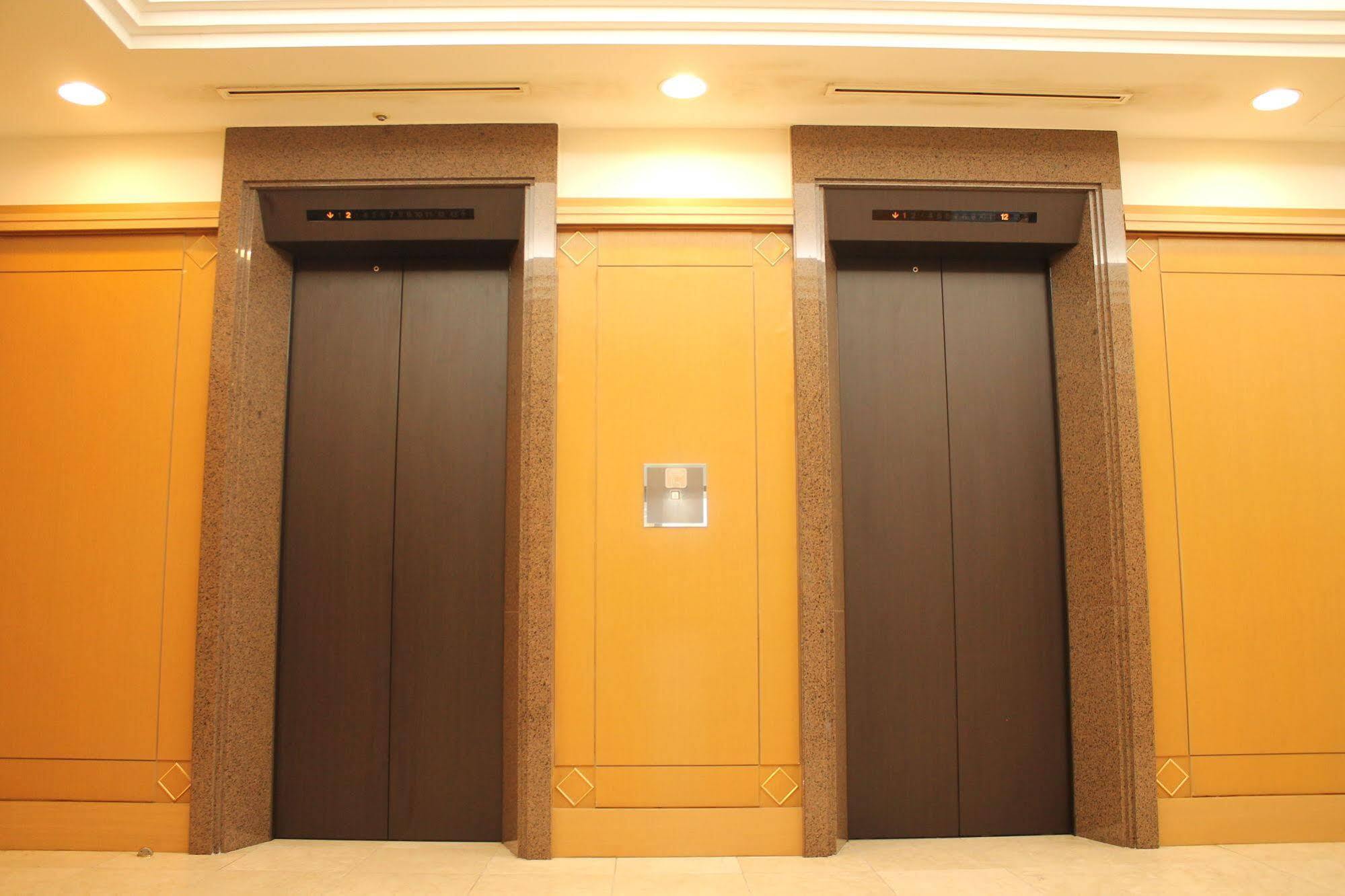 Hotel Livemax Budget Kagoshima Extérieur photo
