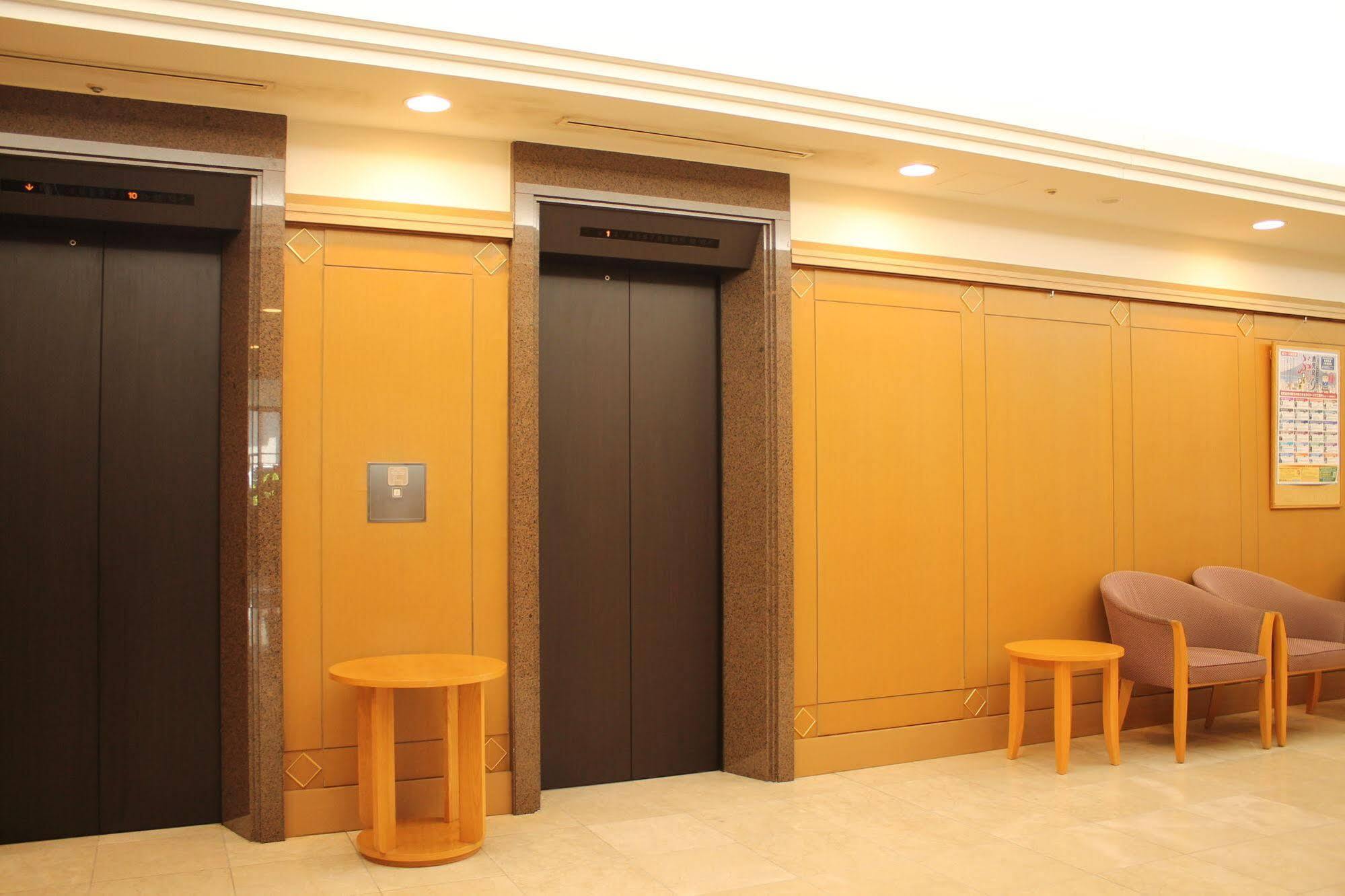 Hotel Livemax Budget Kagoshima Extérieur photo